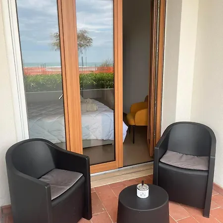 شقة La Prima Villa Rosa Di Martinsicuro